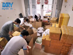 Cách Chọn Dịch Vụ Vận Chuyển Hàng Hóa Quốc Tế Phù Hợp Với Nhu Cầu Của Bạn Luxury Express - dịch vụ vận chuyển hàng hóa quốc tế